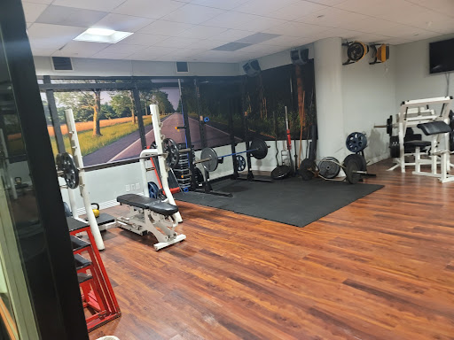 Personal Trainer «Shape-Up Health Club», reviews and photos, 2101 East Coast Hwy, Corona Del Mar, CA 92625, USA