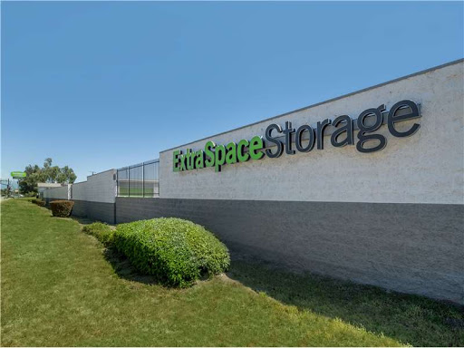 Storage Facility «Extra Space Storage», reviews and photos, 13473 E Foothill Blvd, Fontana, CA 92335, USA