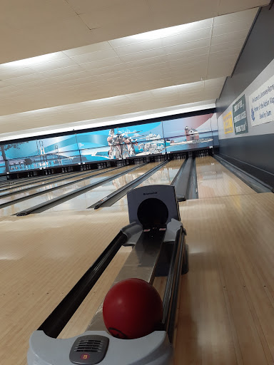 Bowling Alley «Lenawee Recreation Bowling Center», reviews and photos, 520 College Ave, Adrian, MI 49221, USA