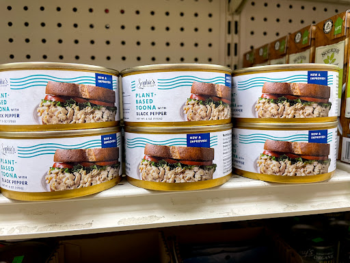 Vitamin & Supplements Store «Organic Food & Vitamin Center», reviews and photos, 170 W Nine Mile Rd, Ferndale, MI 48220, USA