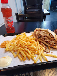 Plats et boissons du Kebab Ô mega à Asnières-sur-Seine - n°4