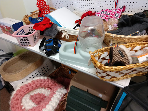 Thrift Store «The Treasure Hound», reviews and photos, 14508 Old Lee Rd, Chantilly, VA 20151, USA