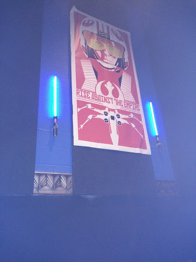 Movie Theater «Hollywood Blvd. Cinema», reviews and photos, 1001 75th St, Woodridge, IL 60517, USA