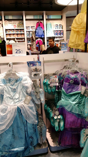 Toy Store «Disney Store», reviews and photos, 1001 N Arney Rd, Woodburn, OR 97071, USA
