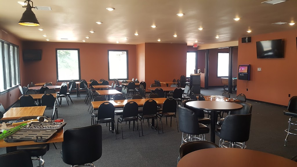 Locker Room Sports Bar & Grill 65401