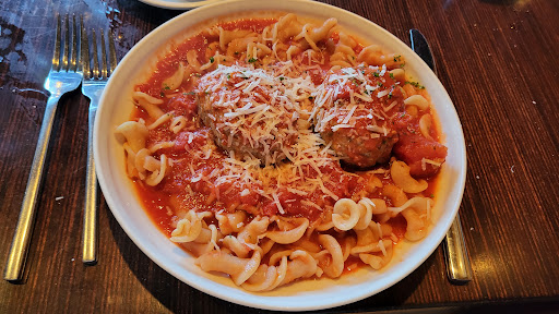 Italian Restaurant «The Pasta House», reviews and photos, 100 Alden Rd, Fairhaven, MA 02719, USA