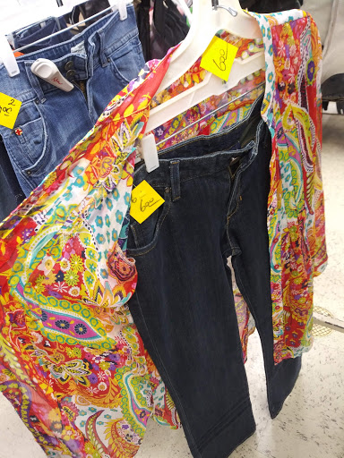 Thrift Store «Village Discount Outlet», reviews and photos, 3500 Cleveland Ave, Columbus, OH 43224, USA