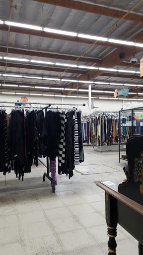 Thrift Store «Thrift Town», reviews and photos, 3645 San Pablo Dam Rd, El Sobrante, CA 94803, USA