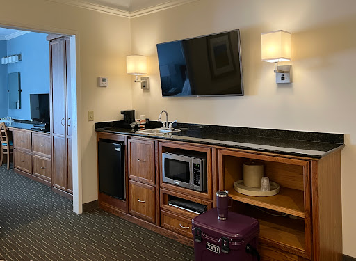 Quality Suites Downtown San Luis Obispo image