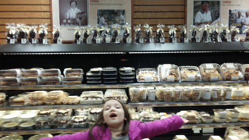 Supermarket «Wegmans», reviews and photos, 6789 E Genesee St, Fayetteville, NY 13066, USA