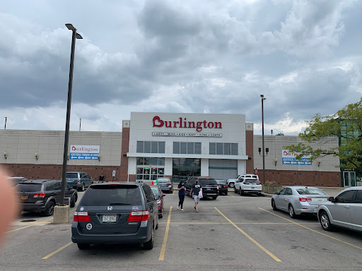 Clothing Store «Burlington Coat Factory», reviews and photos, 4849 Golf Rd, Skokie, IL 60077, USA