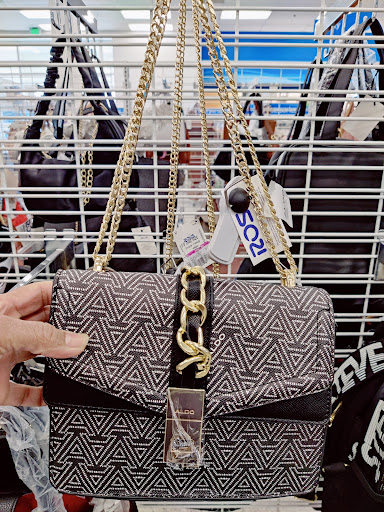 Clothing Store «Ross Dress for Less», reviews and photos, 356 Cox Creek Pkwy, Florence, AL 35630, USA