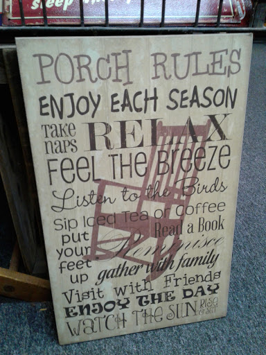 Antique Furniture Store «Old American Barn», reviews and photos, 107 Martinsburg Ave, Gordonsville, VA 22942, USA