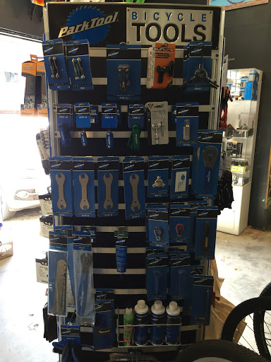 Bicycle Store «Motion Bike Shop», reviews and photos, 914 Aviation Blvd, Hermosa Beach, CA 90254, USA