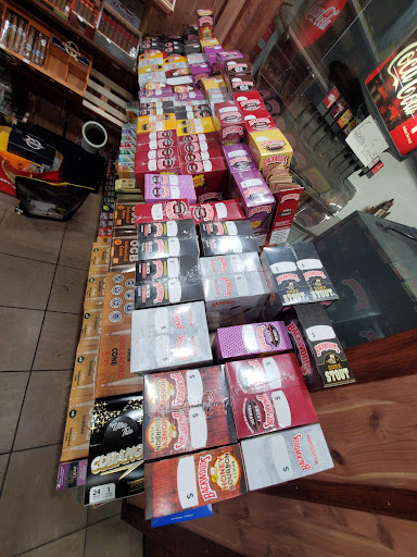 Tobacco Shop «2 Way Smoke Shop», reviews and photos, 7422 N 51st Ave, Glendale, AZ 85301, USA