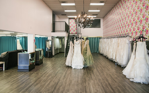 Bridal Shop «Second Summer Bride, By Appointment», reviews and photos, 1433 Fulton Ave A, Sacramento, CA 95825, USA