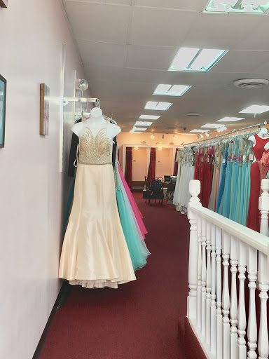 Boutique «Très Chic Boutique», reviews and photos, 2235 95th St, Chicago, IL 60643, USA