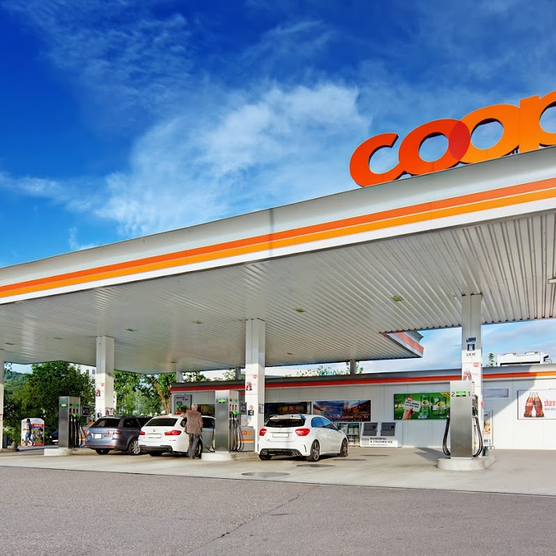 Coop Pronto Shop mit Tankstelle