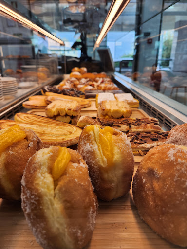 Bolo da Corte Pastelaria e Cafetaria no Forte da Casa, Lisboa