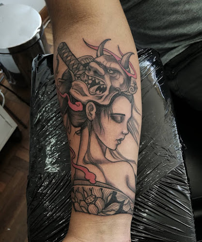 Opiniones de Oz Ramoz Tattoo en Chorrillos - Estudio de tatuajes