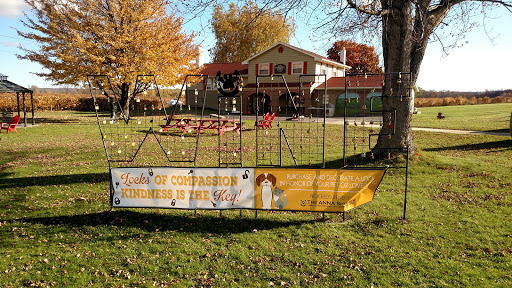 Winery «Sparkling Ponds Winery», reviews and photos, 10661 W Lake Rd, Ripley, NY 14775, USA