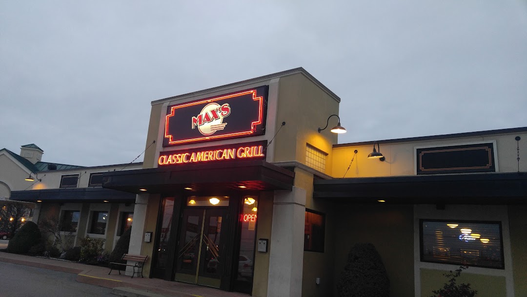 Maxs Classic American Grill