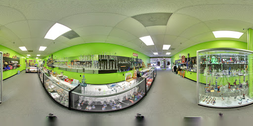 Tobacco Shop «Green Planet Smoke Shop», reviews and photos, 15325 Amberly Dr, Tampa, FL 33647, USA