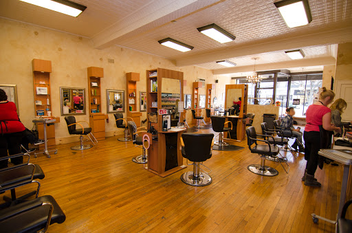 Beauty Salon «Girasole Full Services Salon», reviews and photos, 26 Deer Park Ave, Babylon, NY 11702, USA