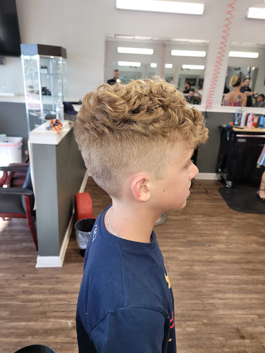 Barber Shop «Upper Cutz Hair Studio», reviews and photos, 3883 N Lecanto Hwy, Beverly Hills, FL 34465, USA