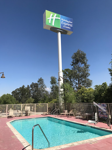 Holiday Inn Express & Suites Banning, an IHG Hotel image
