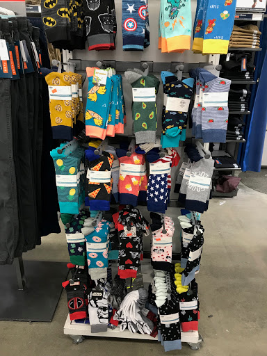 Clothing Store «Old Navy», reviews and photos, 1 Worcester Rd, Framingham, MA 01701, USA