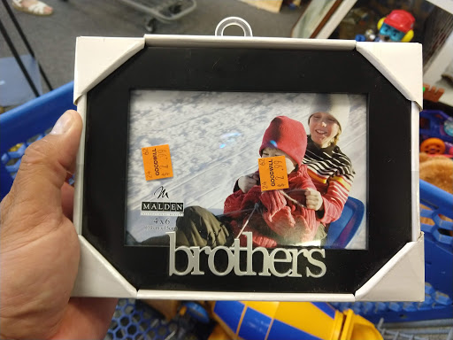 Thrift Store «Goodwill Retail Store & Donation Center», reviews and photos