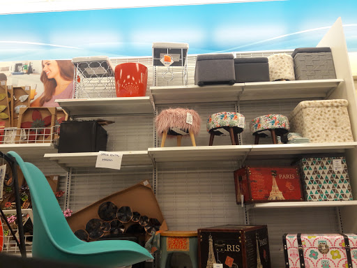 Clothing Store «Ross Dress for Less», reviews and photos, 201 University Oaks Blvd, Round Rock, TX 78664, USA