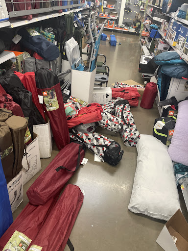 Department Store «Walmart Supercenter», reviews and photos, 29574 W Seven Mile Rd, Livonia, MI 48152, USA