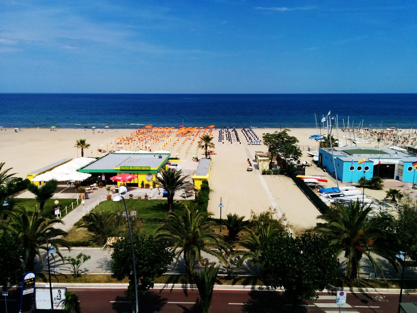 Spiaggia Tortoreto'in fotoğrafı kısmen tatil bölgesi