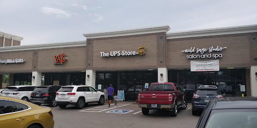 Shipping and Mailing Service «The UPS Store», reviews and photos, 2000 Mallory Ln #130, Franklin, TN 37067, USA