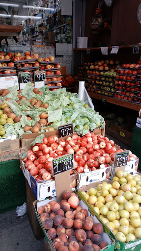Grocery Store «Community Green Market», reviews and photos, 2228 White Plains Rd, Bronx, NY 10467, USA