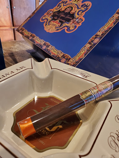 Cigar Shop «Dallas Cigar», reviews and photos, 6162 Greenville Ave # A, Dallas, TX 75206, USA