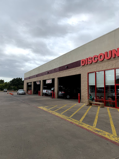 Tire Shop «Discount Tire Store - Dallas, TX», reviews and photos, 2976 Forest Ln, Dallas, TX 75234, USA