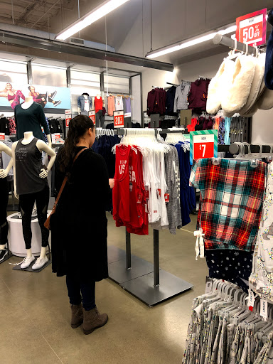 Clothing Store «Old Navy», reviews and photos, 17470 Southcenter Pkwy, Tukwila, WA 98188, USA