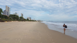 Photo de Plage de Piçarras - endroit populaire parmi les connaisseurs de la détente