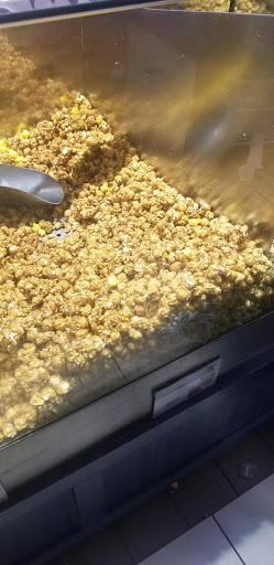 Popcorn Store «Garrett Popcorn Shops», reviews and photos, 5 Woodfield Mall, Schaumburg, IL 60173, USA