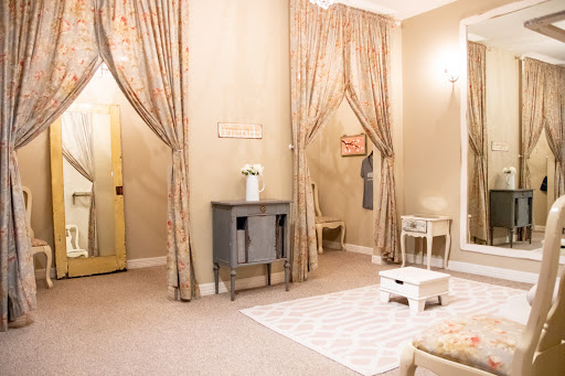 Bridal Shop «Houston Bridal Gallery», reviews and photos, 7951 Katy Fwy E, Houston, TX 77024, USA