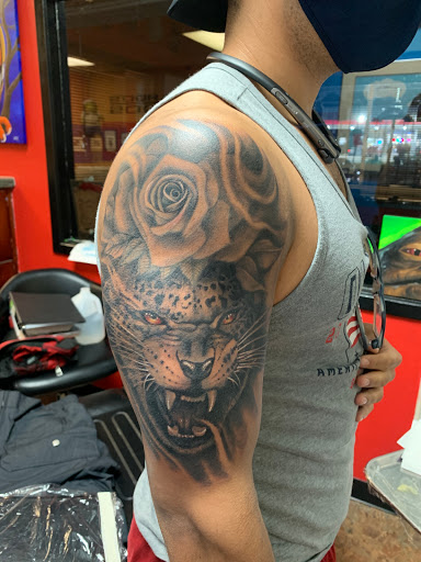 Explore aunt and niece tattoo ideas, creative tattoo ideas in Houston, available at Gerardos Tattoos