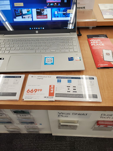 Office Supply Store «Staples», reviews and photos, 2407 SE Delaware Ave, Ankeny, IA 50021, USA