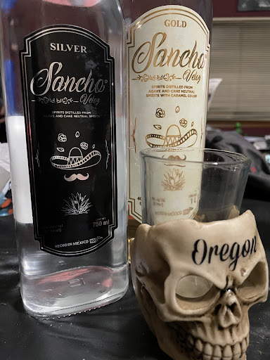 Liquor Store «Lloyd Center Liquor Store», reviews and photos, 1621 NE 9th Ave, Portland, OR 97232, USA