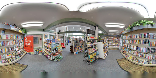 Book Store «Riverwalk Books», reviews and photos, 116 E Woodin Ave, Chelan, WA 98816, USA