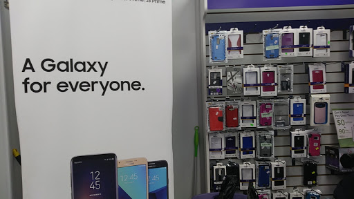 Cell Phone Store «MetroPCS Authorized Dealer», reviews and photos, 5529 Chester Ave, Philadelphia, PA 19143, USA