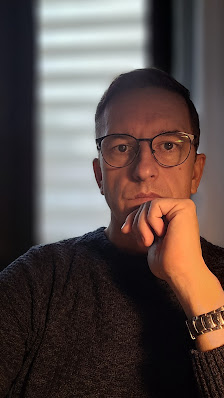 AED - Wojrat szkolenia z zakresu pierwszej pomocy. Sklep internetowy sprzęt medyczny. Wypożyczalnia koncentratorów tlenu. 