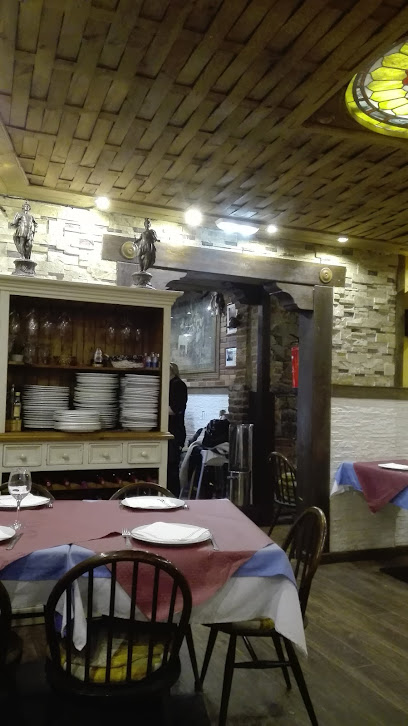 Restaurante Casa Arca - C. Julián Duro, 6, 33930 Langreo, Asturias, Spain